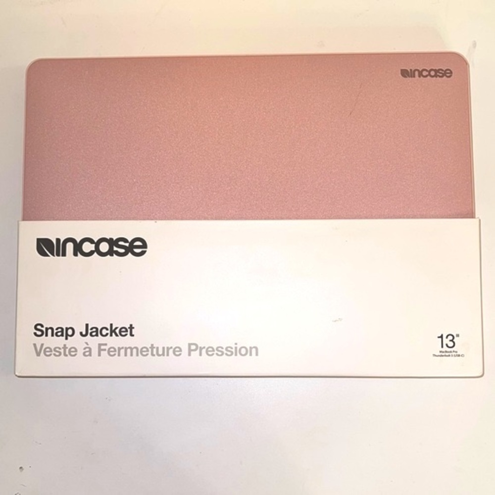INCASE Snap Jacket for MacBook Pro 13” - Thunderbolt (USB-C) - Rose Quartz NIB